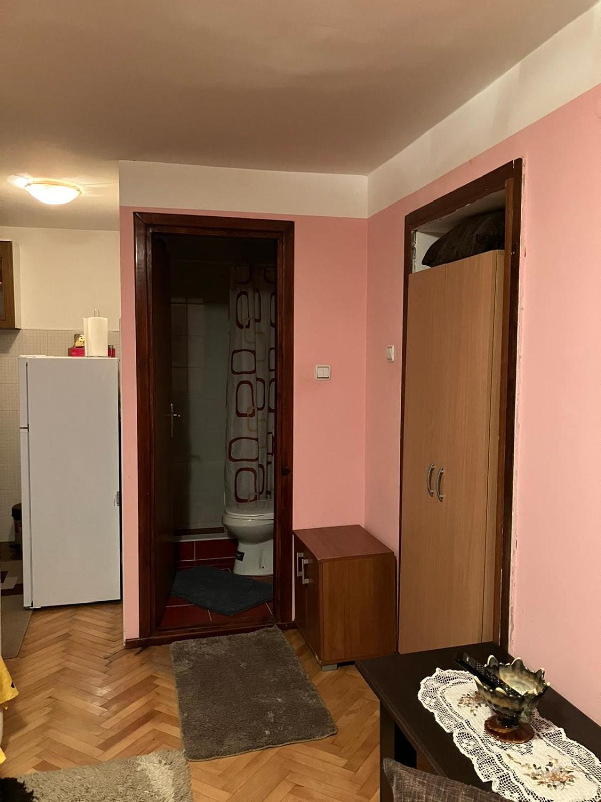Rada Δωμάτια σε οικογενειακή κατοικία *